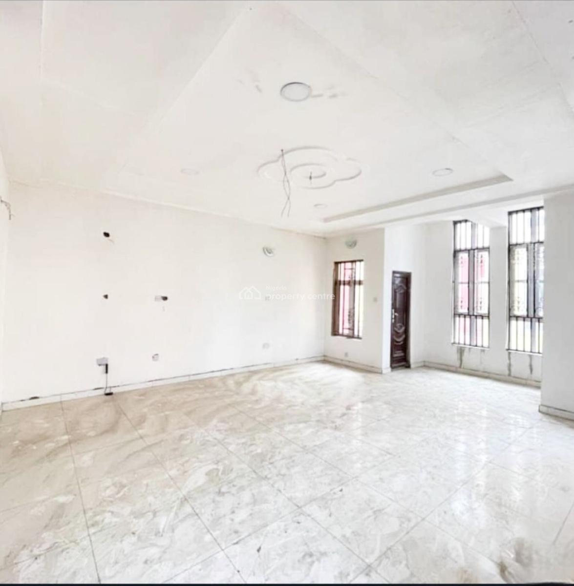 4 Bedroom Terrace Duplex with Bq, Yaba, Lagos, Terraced Duplex for Sale