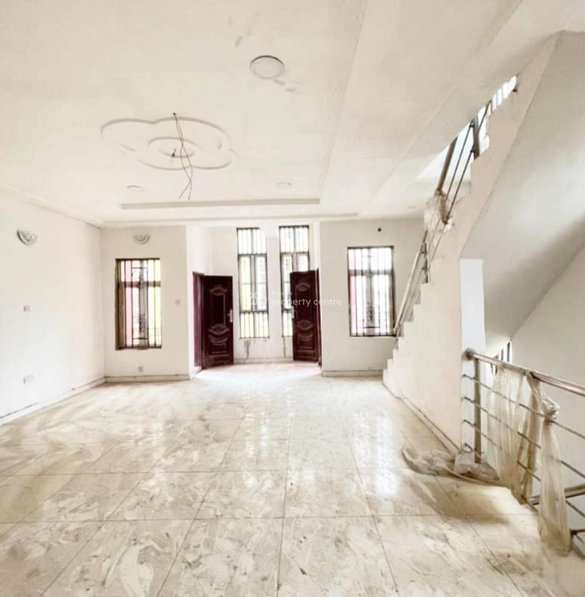 4 Bedroom Terrace Duplex with Bq, Yaba, Lagos, Terraced Duplex for Sale