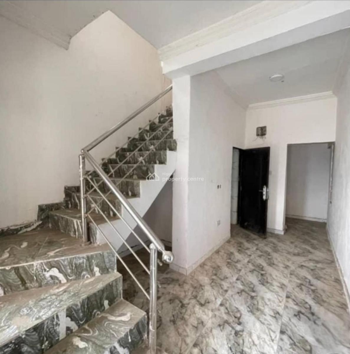 4 Bedroom Terrace Duplex with Bq, Yaba, Lagos, Terraced Duplex for Sale