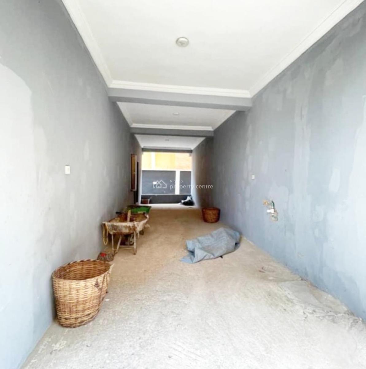 4 Bedroom Terrace Duplex with Bq, Yaba, Lagos, Terraced Duplex for Sale