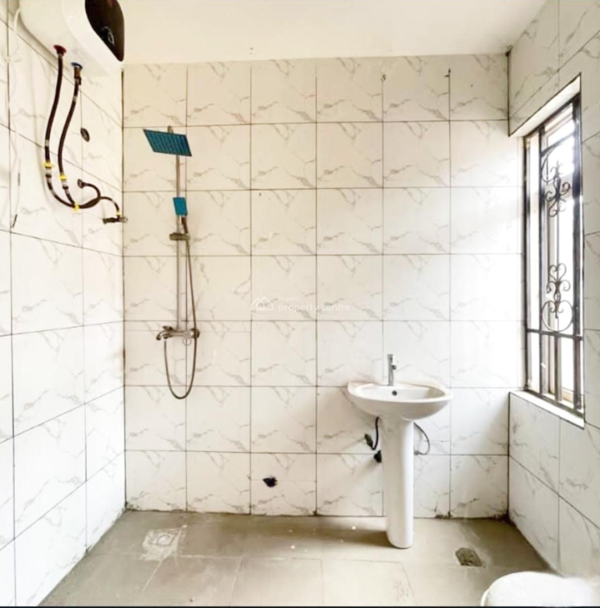 4 Bedroom Terrace Duplex with Bq, Yaba, Lagos, Terraced Duplex for Sale