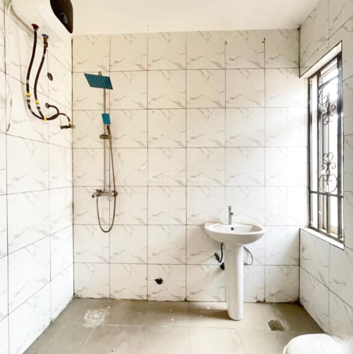4 Bedroom Terrace Duplex with Bq, Yaba, Lagos, Terraced Duplex for Sale