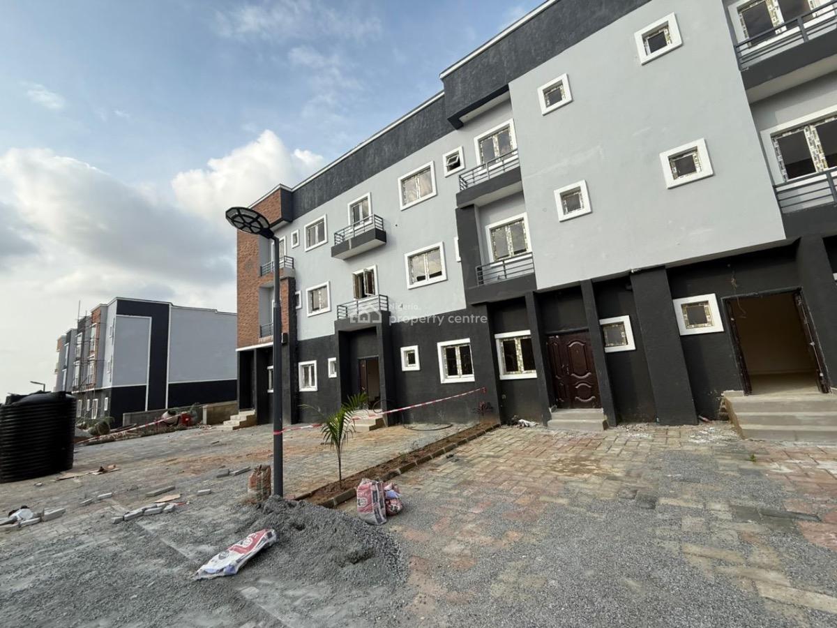 3 Bedroom Apartment, Fo1 Layout, Kubwa, Abuja, House for Sale
