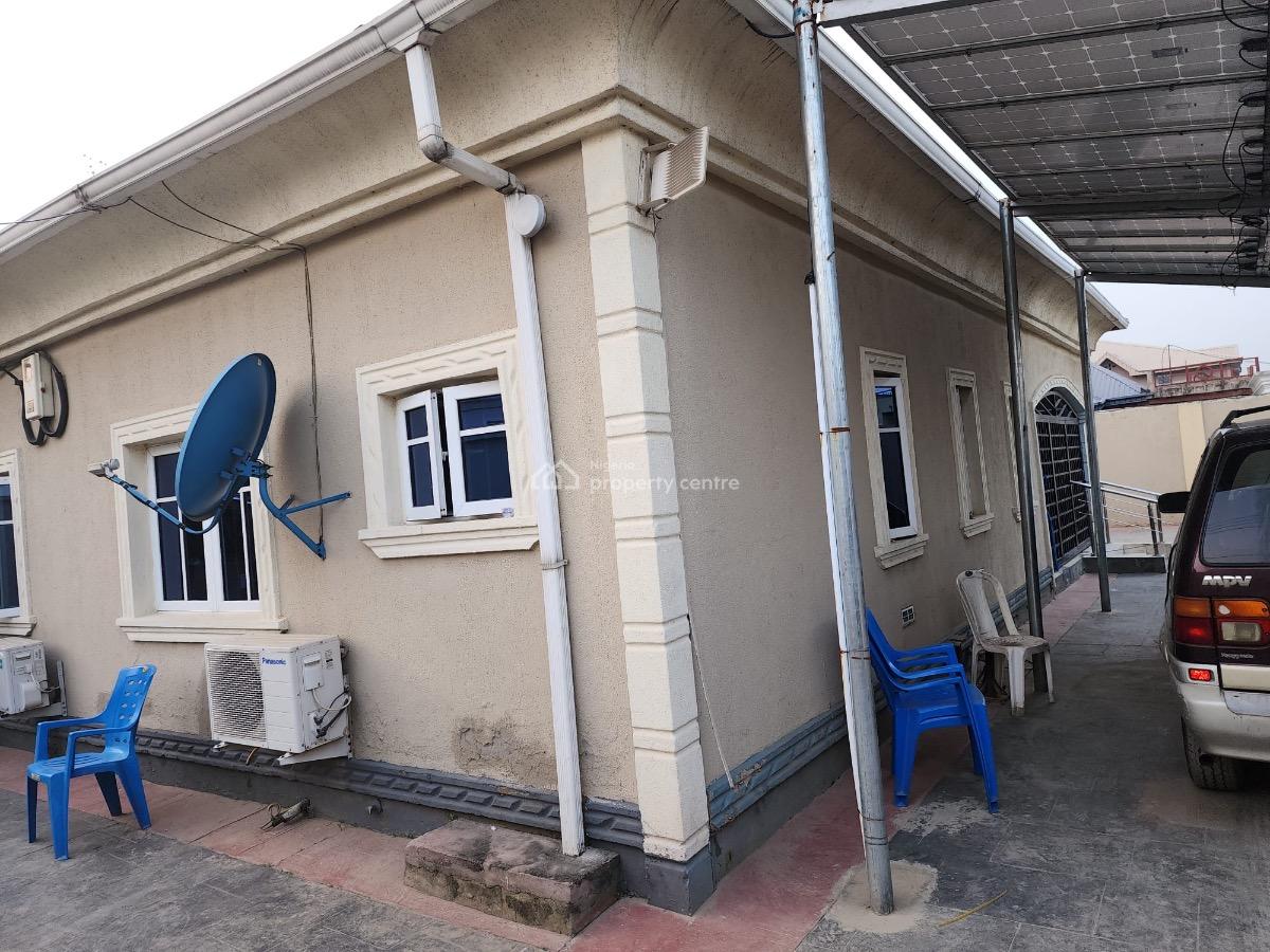 4 Bedroom Bungalow with 2 Bedroom Flat Bq, Glory Estate, Ifako, Gbagada, Lagos, Detached Bungalow for Sale