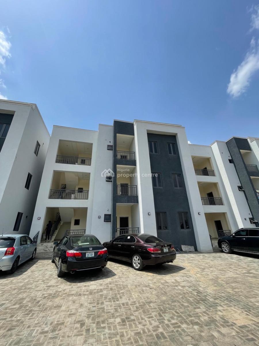 Well Finished 3 Bedrooms Spacious Apartment,bq, Tarred Road, Secured Neighborhood, Katampe, Abuja, Flat / Apartment for Rent