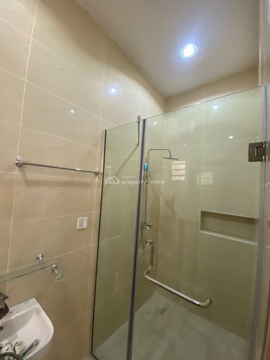 Magnificent 3 Bedroom Duplex, Crest View Estate Close  Abraham Adesanya, Ajah, Lagos, Terraced Duplex for Rent