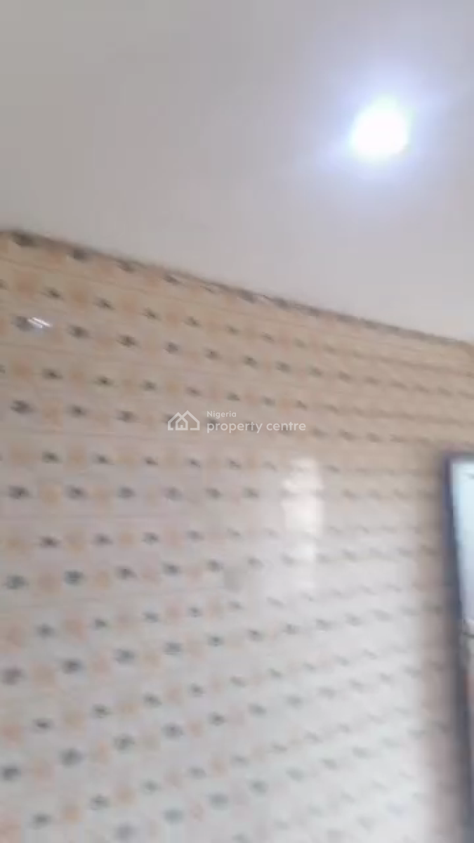 Spacious 4 Bedroom Flat Upstairs, Musibau Ago Lagos, Ago Palace, Isolo, Lagos, Flat / Apartment for Rent