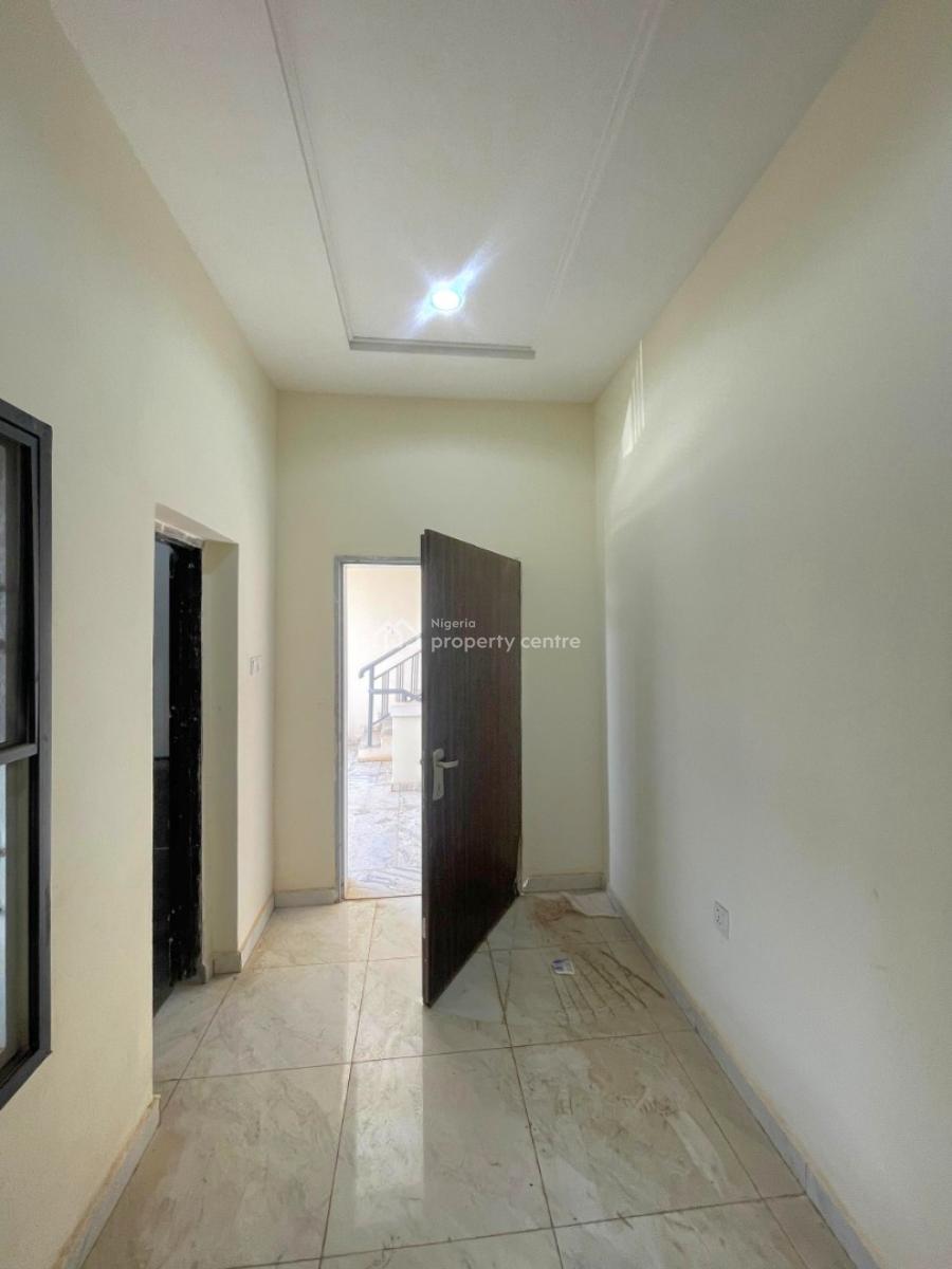 Well Finished 3-bedroom Flat with Bq, Katampe, Abuja, Flat / Apartment for Rent