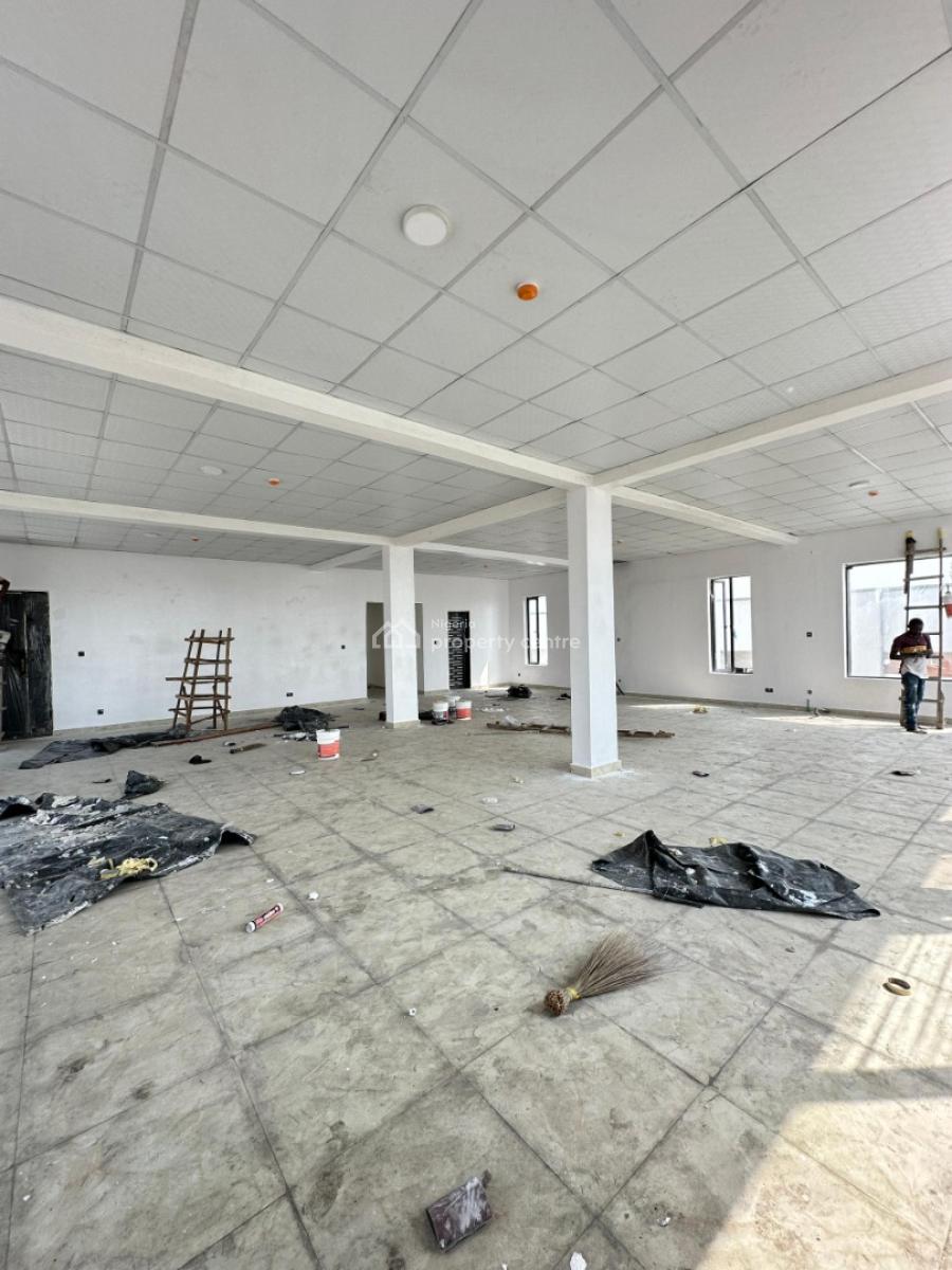 a Whole Commercial Building, Facing Lekki Epe Xpres & a Direct Link Coastal Road, Ikate, Lekki, Lagos, Commercial Property for Sale