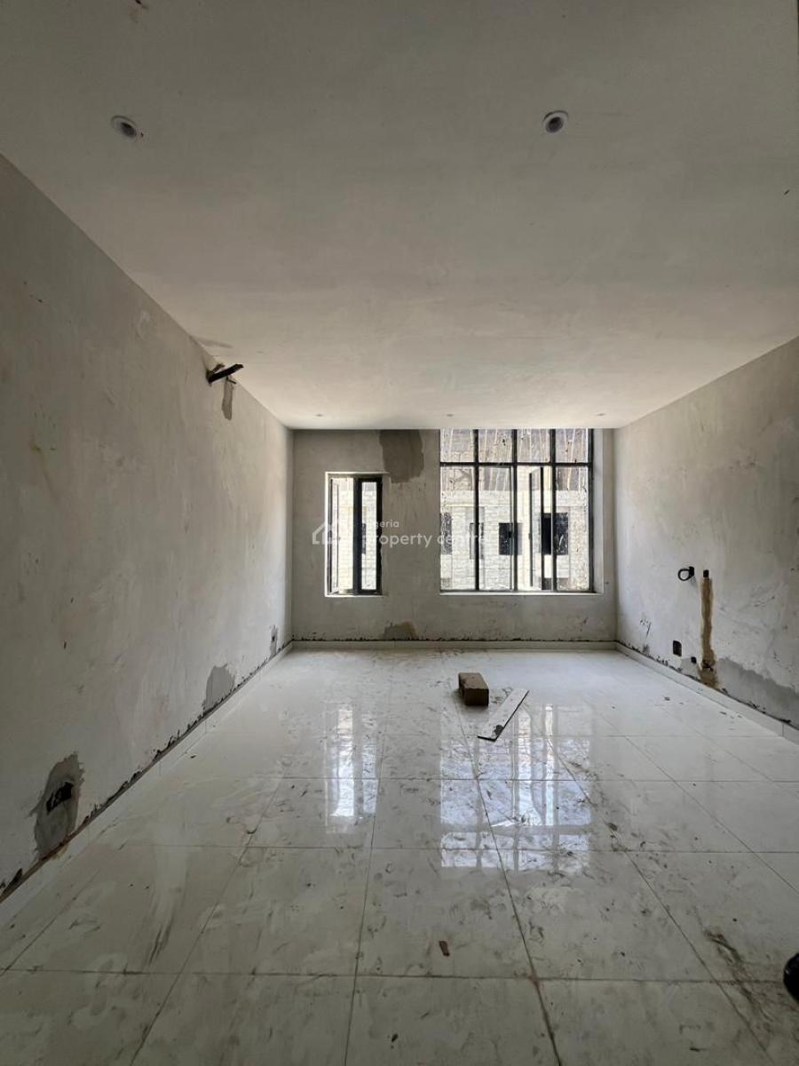 Excellent 4 Bedroom Terrace Duplex House + 1 Bq, Excellent 4 Bedroom Terrace Duplex House + 1 Bq, Lekki Phase 1, Lekki, Lagos, Terraced Duplex for Sale