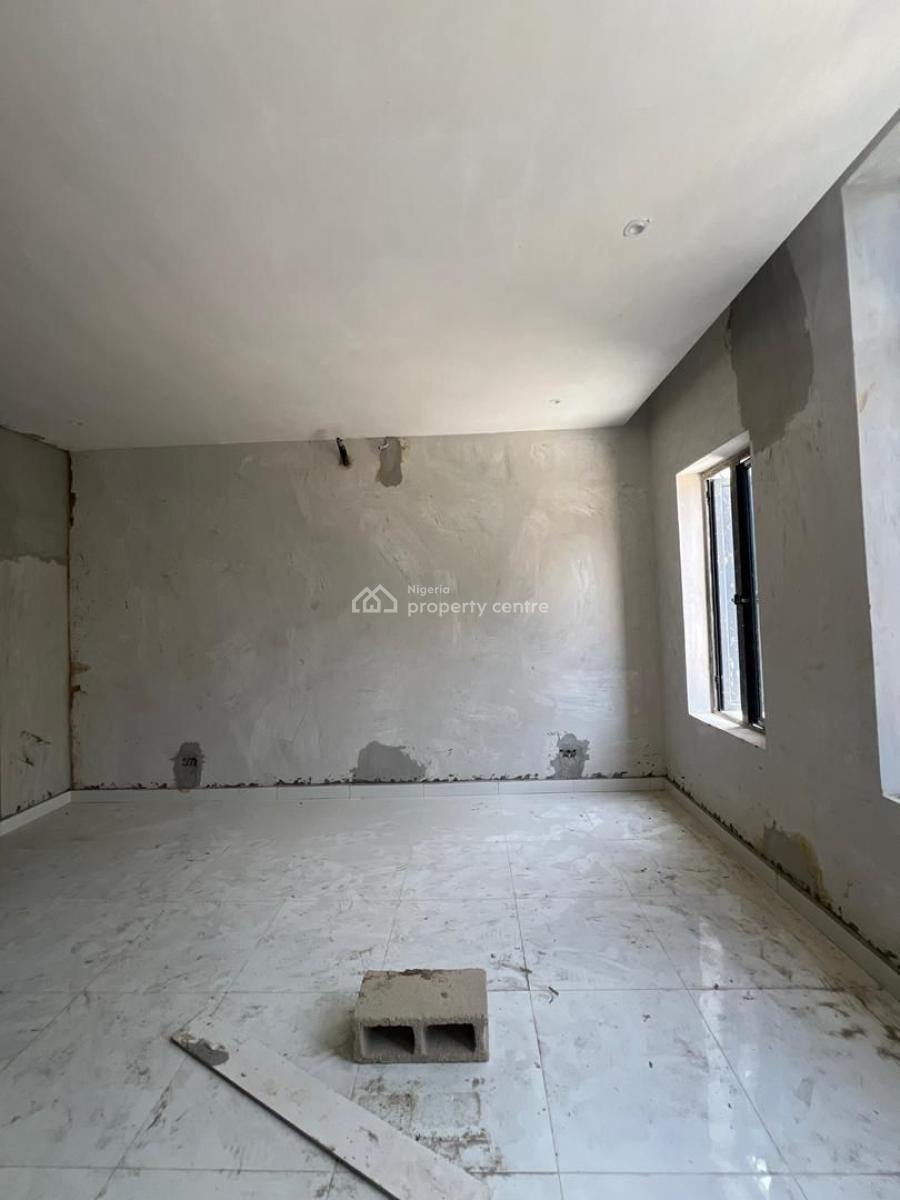 Excellent 4 Bedroom Terrace Duplex House + 1 Bq, Excellent 4 Bedroom Terrace Duplex House + 1 Bq, Lekki Phase 1, Lekki, Lagos, Terraced Duplex for Sale
