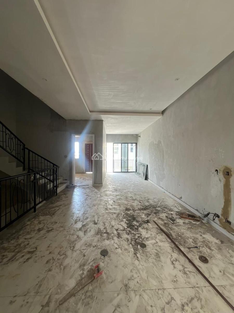 Excellent 4 Bedroom Terrace Duplex House + 1 Bq, Excellent 4 Bedroom Terrace Duplex House + 1 Bq, Lekki Phase 1, Lekki, Lagos, Terraced Duplex for Sale