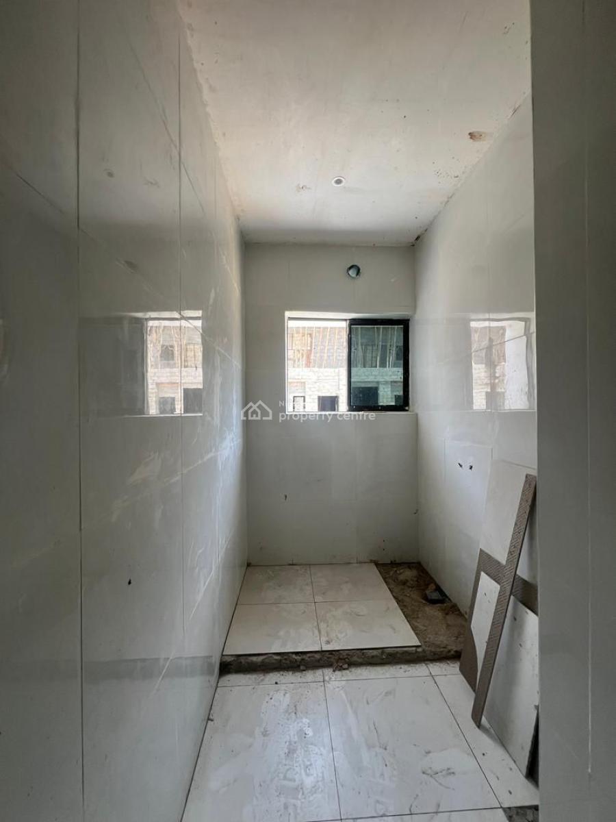 Excellent 4 Bedroom Terrace Duplex House + 1 Bq, Excellent 4 Bedroom Terrace Duplex House + 1 Bq, Lekki Phase 1, Lekki, Lagos, Terraced Duplex for Sale
