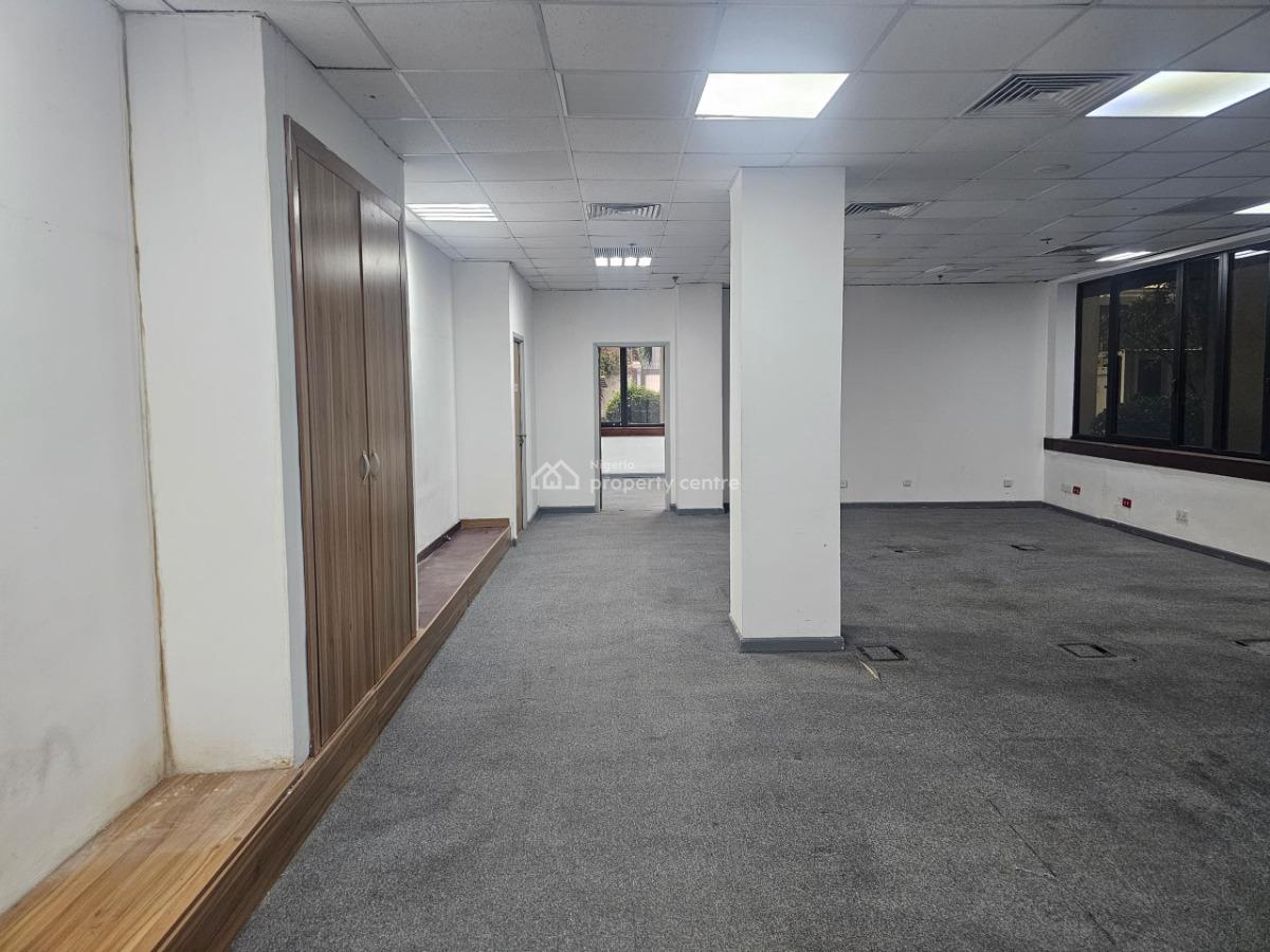 Well-positioned 400 Sqm Office Space Available, Victoria Island (vi), Lagos, Office Space for Rent