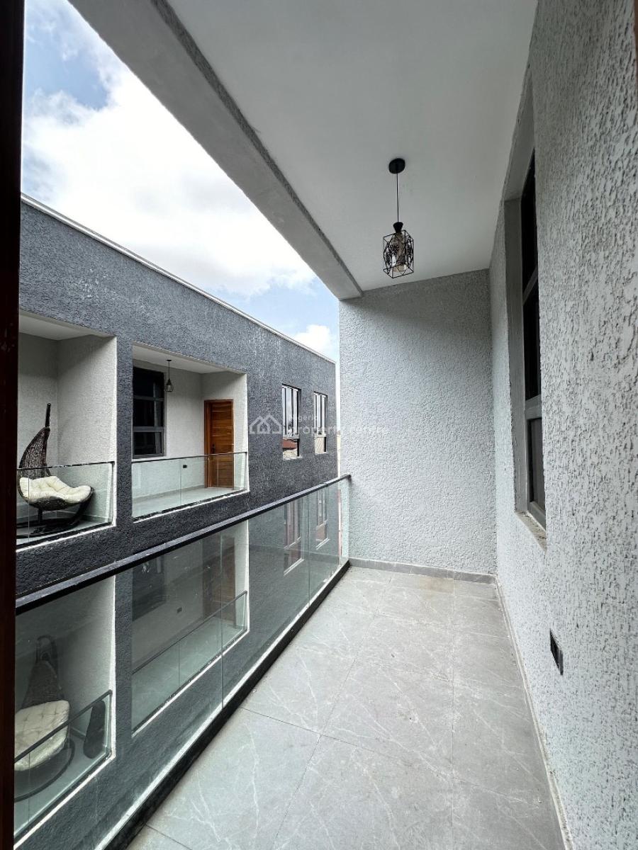Spacious 4 Bedroom Terrace Duplex, Lekki Phase 1, Lekki, Lagos, Terraced Duplex for Sale