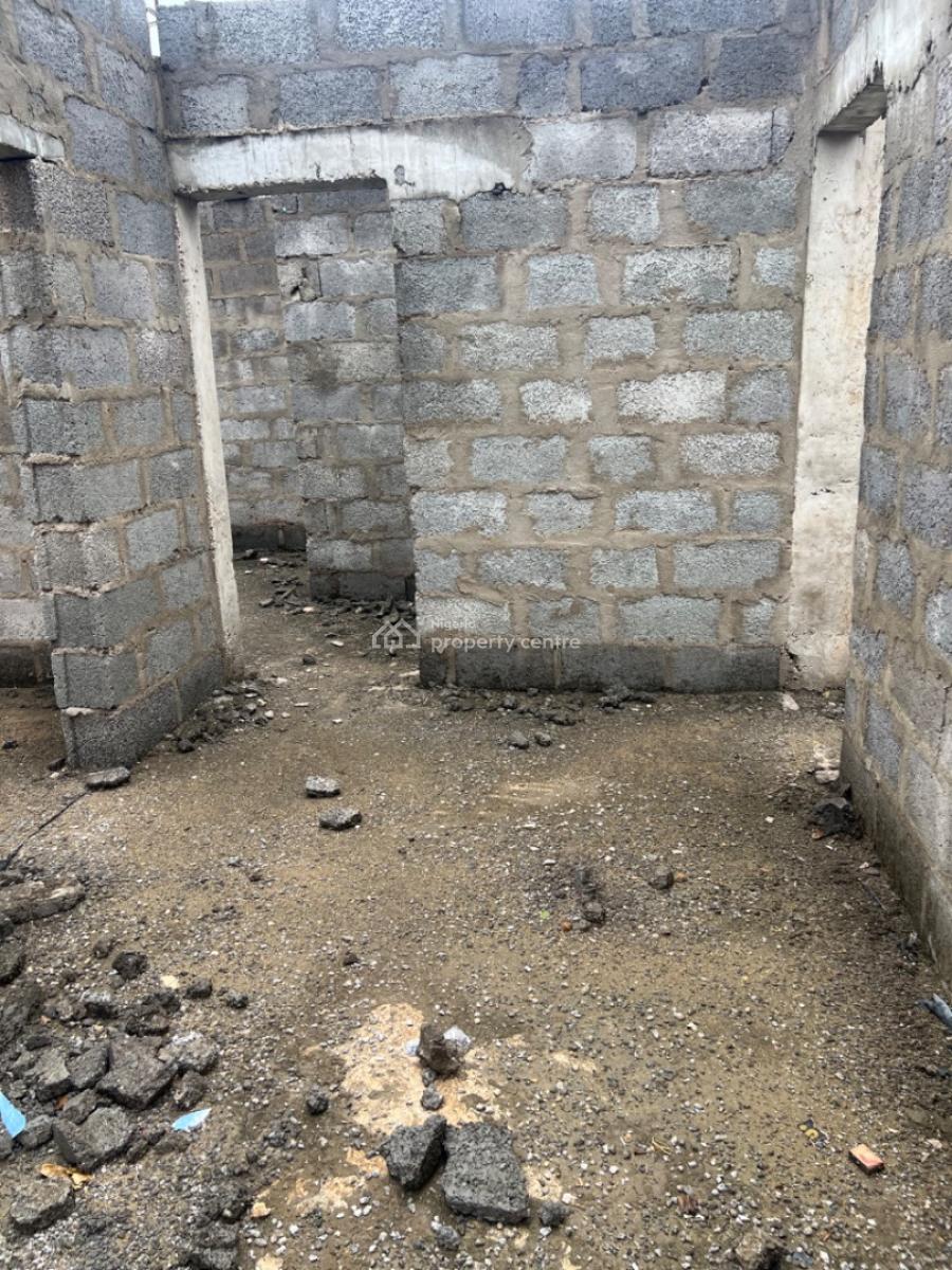 3 Bedrooms Block of Luxury Flat, Close to Dunamis Church Area 1 , Close to Firs Training School, Durumi, Abuja, Block of Flats for Sale