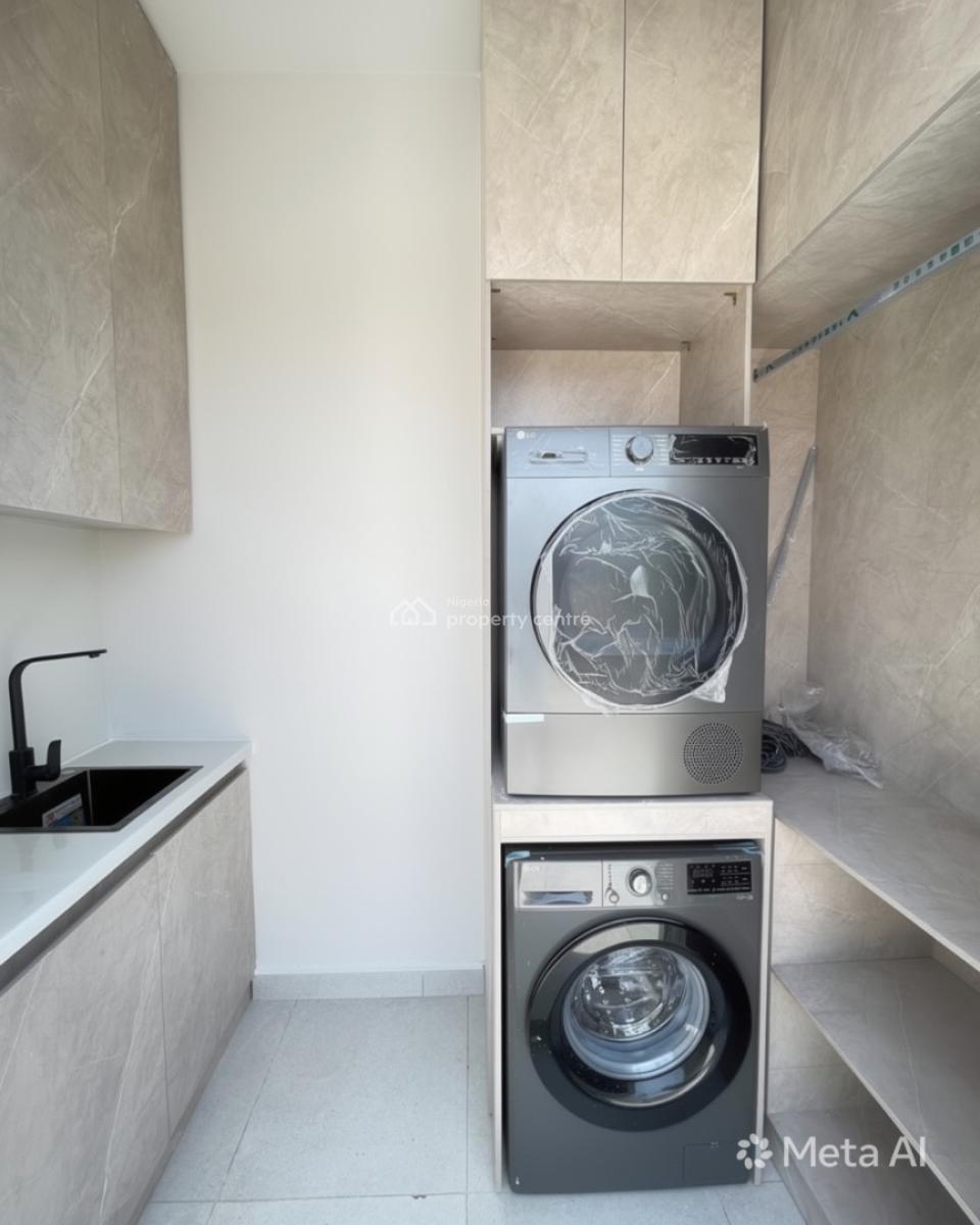 2 Bedroom Penthouse + Bq, Lekki Phase 1, Lekki, Lagos, House for Sale