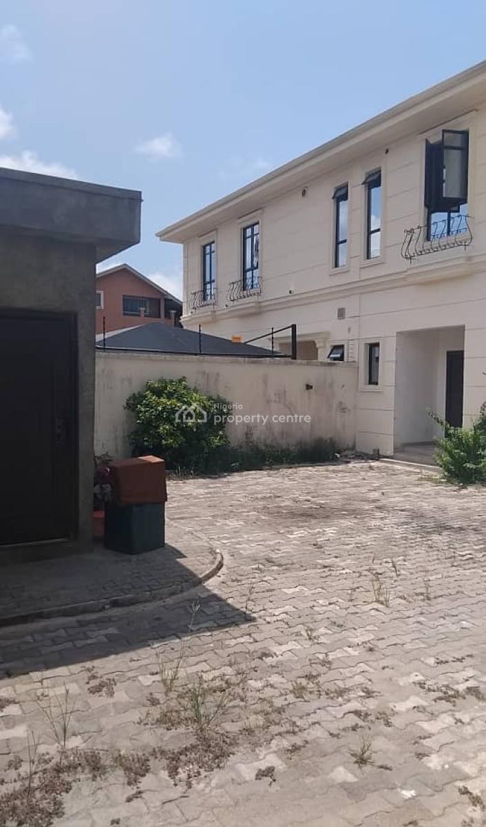 Multiple Units Property Comprising of 3 Bedroom, 2 Bedrooms and 1 Bedroom, Omorinre Johnson Street, Lekki Phase 1, Lekki, Lagos, Detached Duplex for Rent