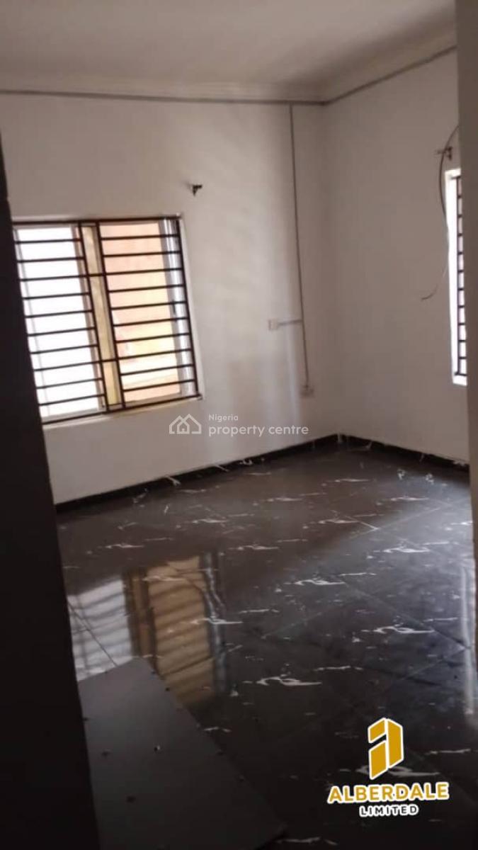 Luxury 3-bedroom Apartment with 1-room Bq, Ketu, Lagos, Flat / Apartment for Sale