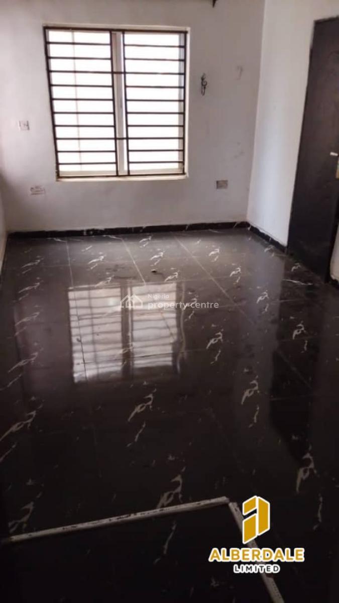 Luxury 3-bedroom Apartment with 1-room Bq, Ketu, Lagos, Flat / Apartment for Sale