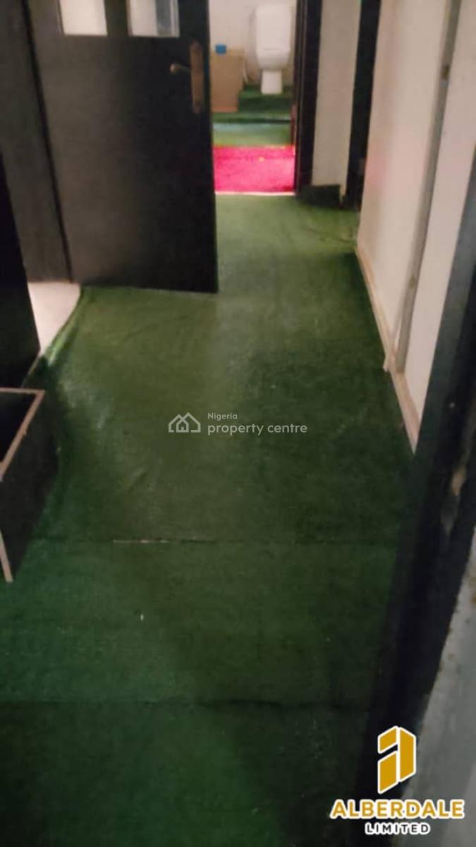 Luxury 3-bedroom Apartment with 1-room Bq, Ketu, Lagos, Flat / Apartment for Sale