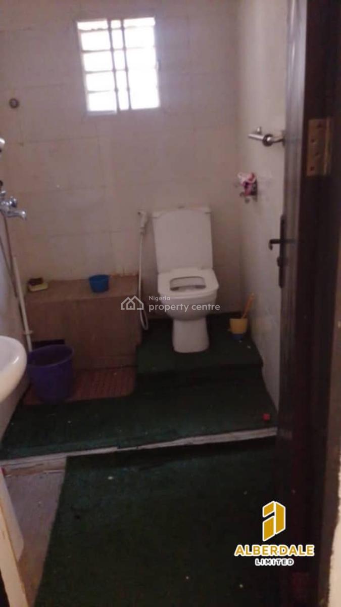 Luxury 3-bedroom Apartment with 1-room Bq, Ketu, Lagos, Flat / Apartment for Sale