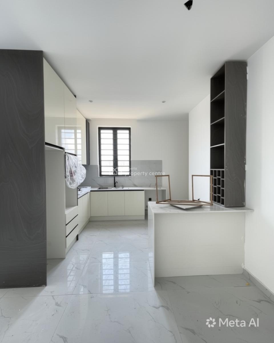 1   Bedroom Apartment + Bq, Lekki Phase 1, Lekki, Lagos, House for Sale