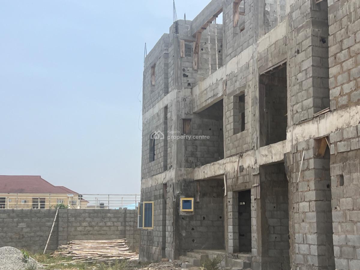 3 Bedrooms Block of Flat, Jabi Dakibiyu, Close to Apostolic Church, Jabi, Abuja, Block of Flats for Sale
