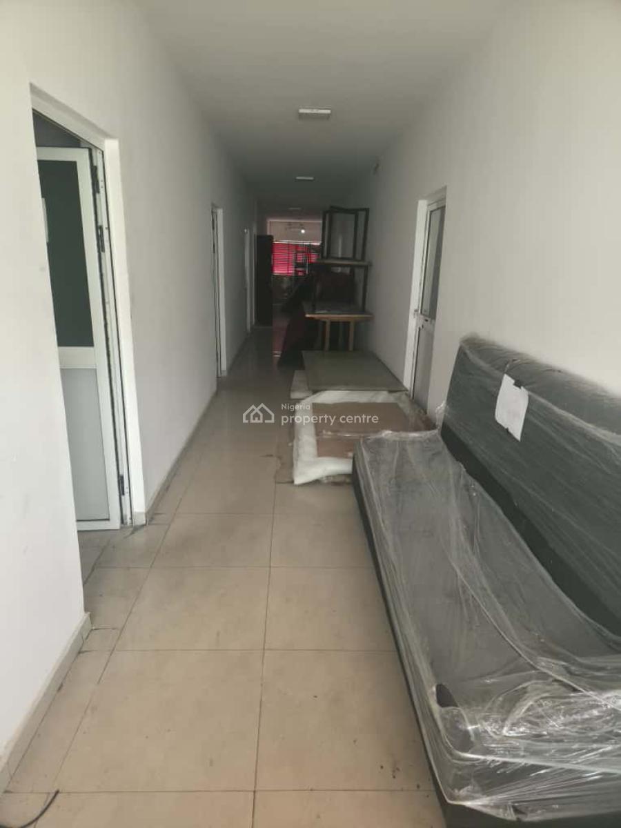 3 Floors Office Building  Measuring 1000 Sqm Space, Ikeja, Lagos, Office Space for Rent
