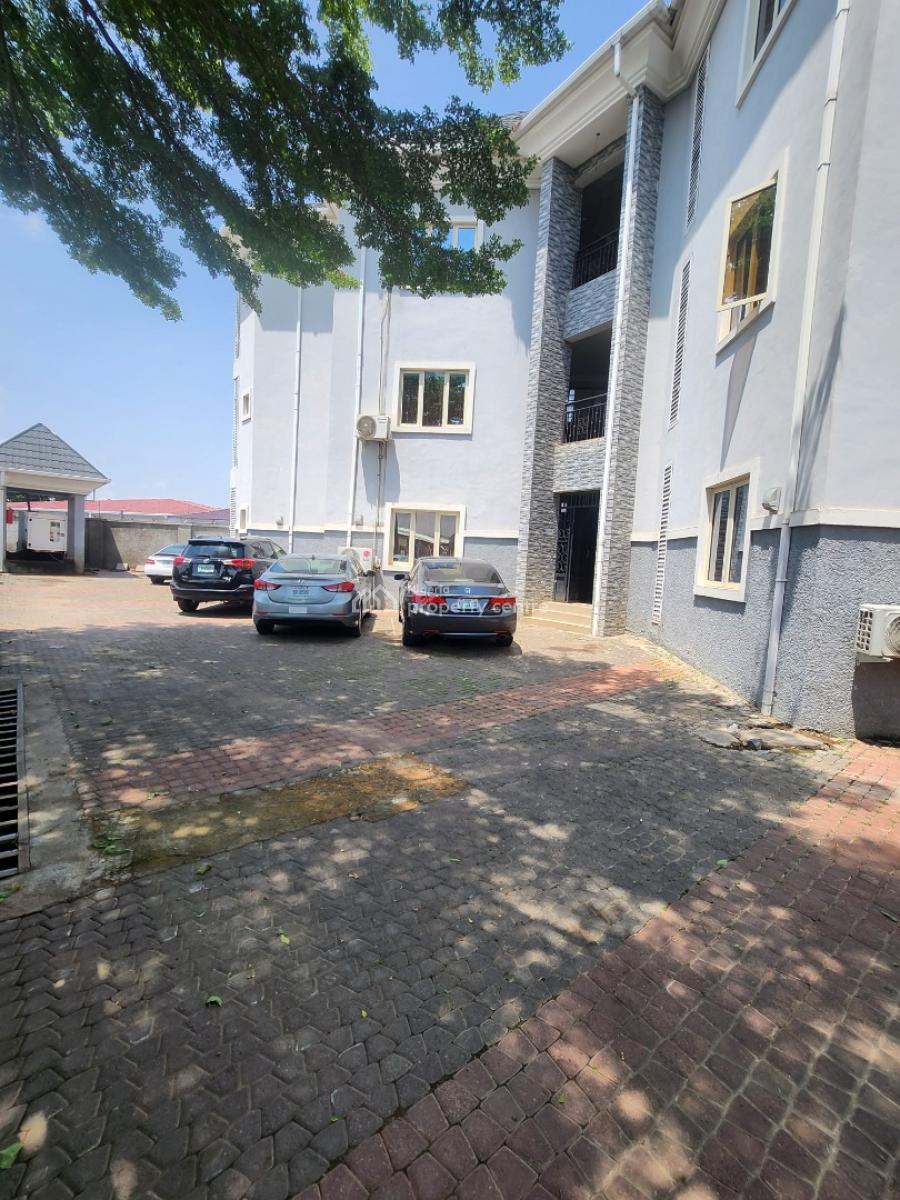 4unit of 2bedroom & 4unit of 1bedroom,1000sqm,cofo,, Garki Area3, Garki, Abuja, Block of Flats for Sale