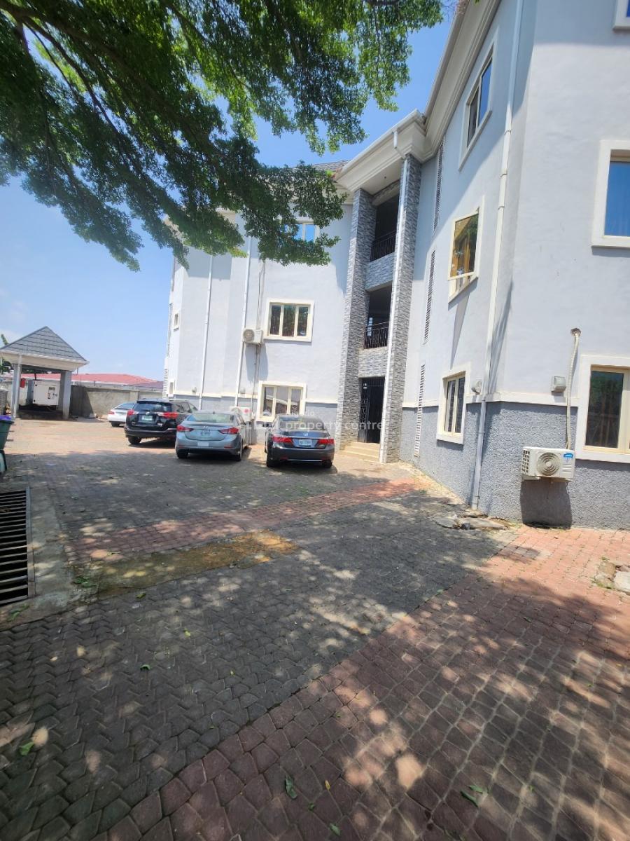 4unit of 2bedroom & 4unit of 1bedroom,1000sqm,cofo,, Garki Area3, Garki, Abuja, Block of Flats for Sale