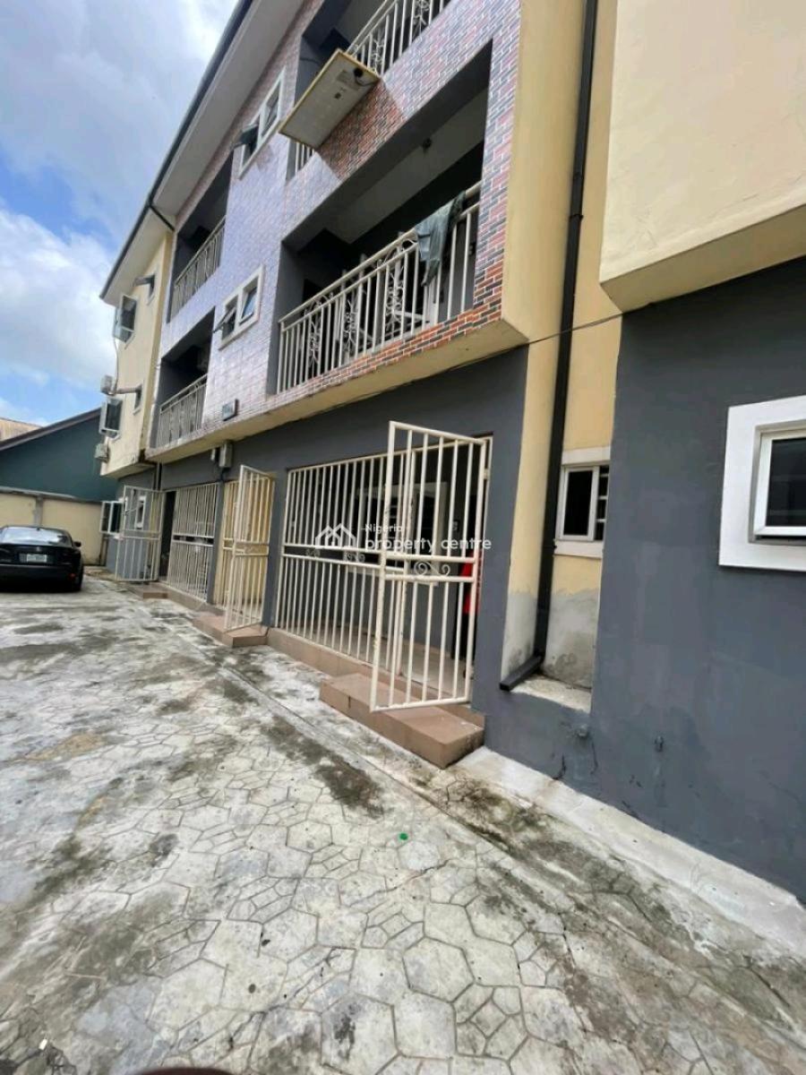 Standard 2 Bedroom Apartment, Eneka Link Road, Port Harcourt, Rivers, Flat / Apartment for Rent
