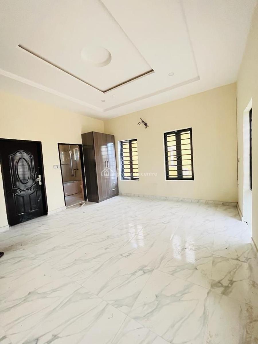 Distress Property Brand New 6bed Fully Detached Duplex with 2room Bq, Northern Forshore Estate ,chevron Drive ,lekki ,lagos ,nigeria, Lekki, Lagos, Detached Duplex for Sale