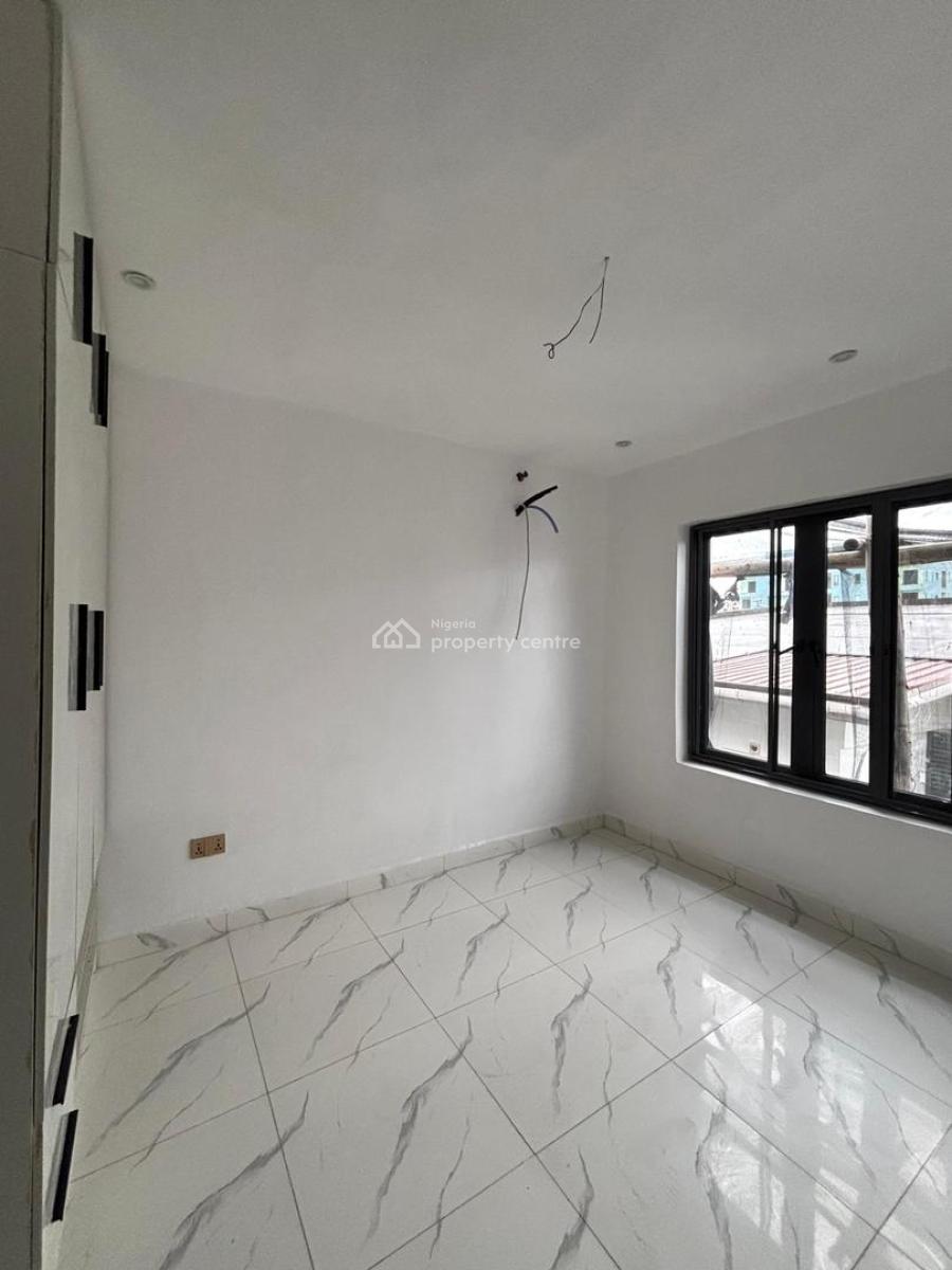 Neatly Finished 1-bedroom Apartment with Open-plan Kitchen in Lekki 1, Freedom Way, Lekki Phase 1, Lekki, Lagos, Mini Flat (room and Parlour) for Sale