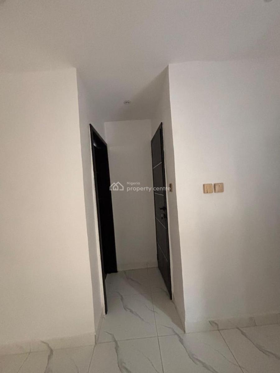 Neatly Finished 1-bedroom Apartment with Open-plan Kitchen in Lekki 1, Freedom Way, Lekki Phase 1, Lekki, Lagos, Mini Flat (room and Parlour) for Sale