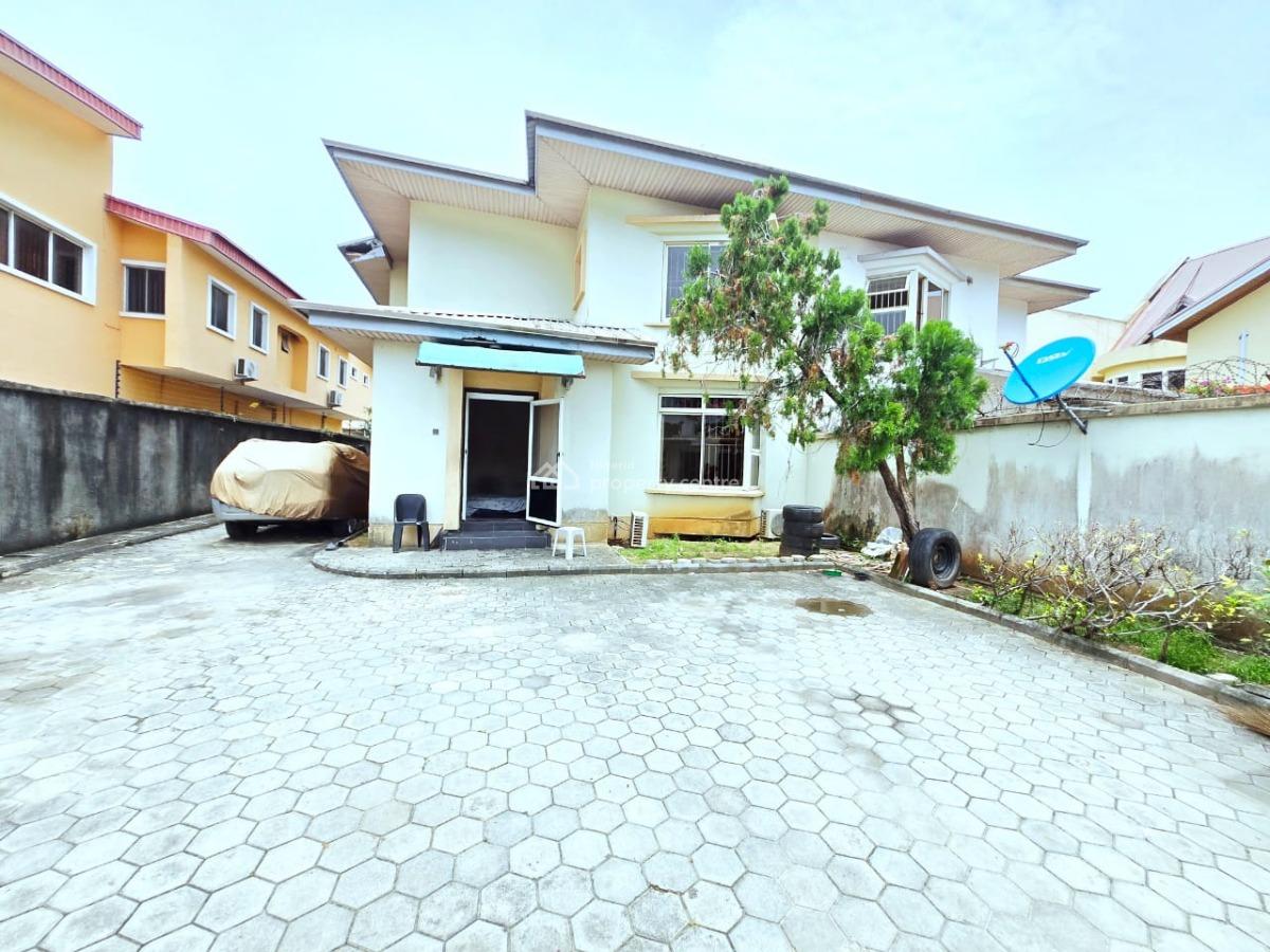 Neat 4 Bedroom Semi Detached Duplex with 2 Bq, Lekki Phase 1, Lekki, Lagos, Semi-detached Duplex for Rent