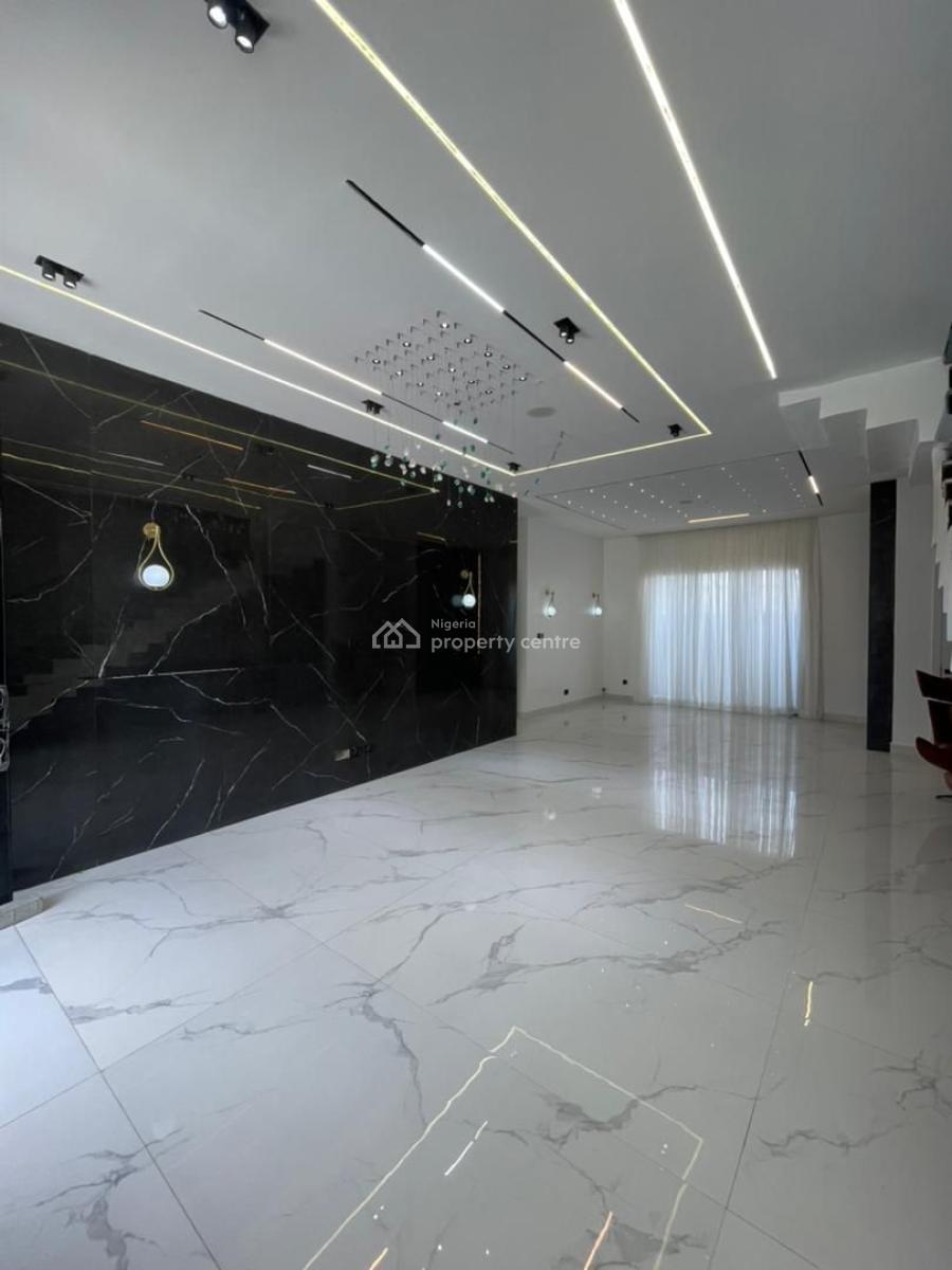 Luxury  5 Bedroom Terrace Duplex with Features, Lekki Phase 1, Lekki, Lagos, Terraced Duplex for Sale