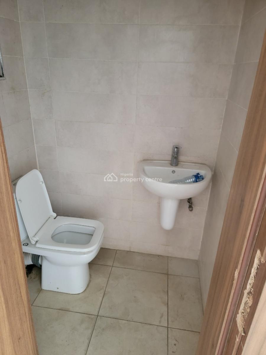 50  Sqm Shop/office Space, Wuse 2, Abuja, Plaza / Complex / Mall for Rent