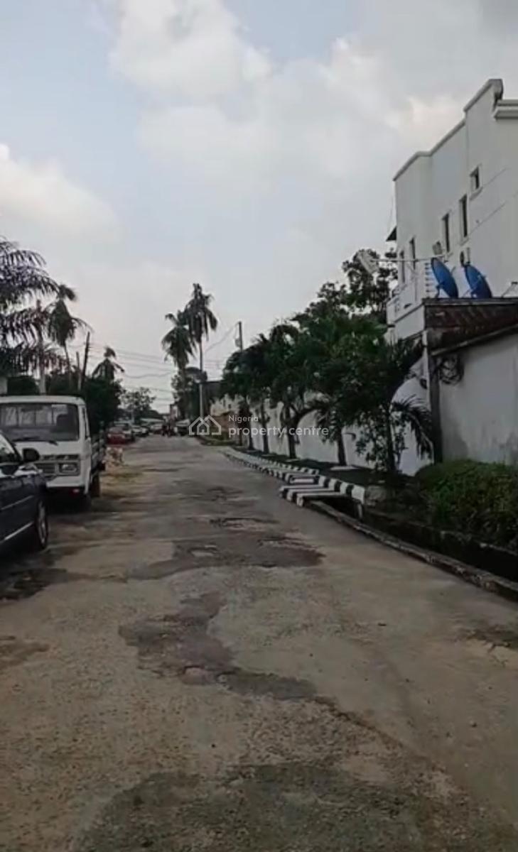 Block of 14 Flats on a 1600sqms Land Size in a Secured Estate., Maryland Ikeja Lagos State, Maryland, Lagos, Block of Flats for Sale