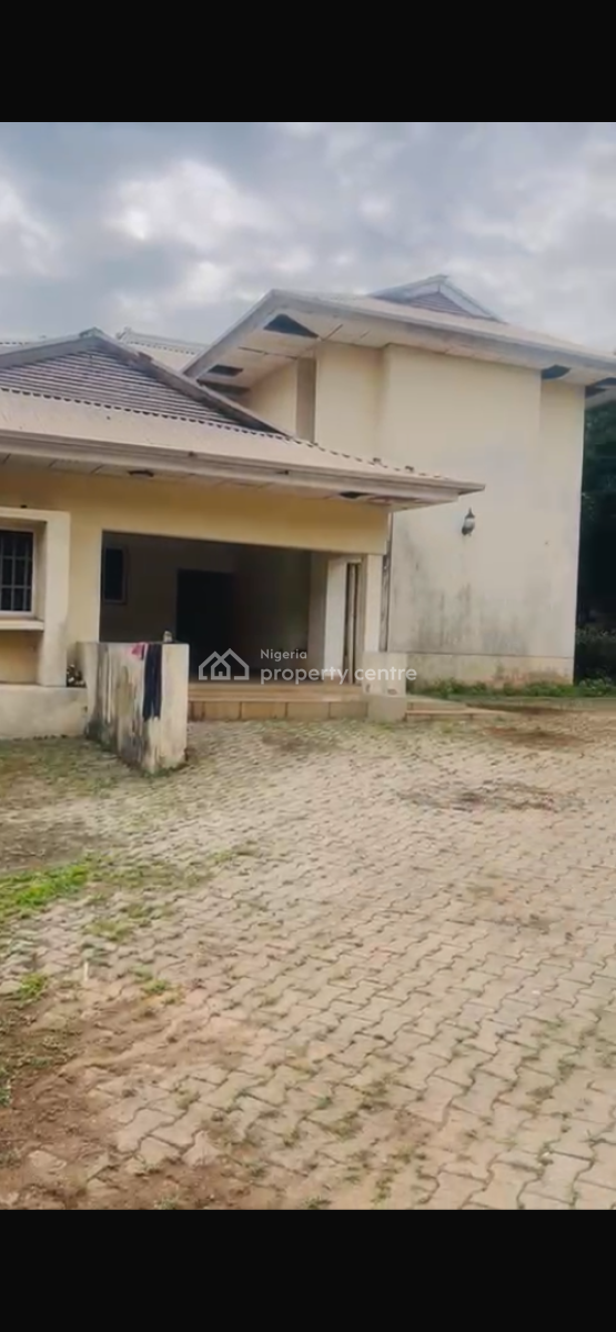Old Fully Detached House, Asokoro Main, Asokoro District, Abuja, Detached Duplex for Sale