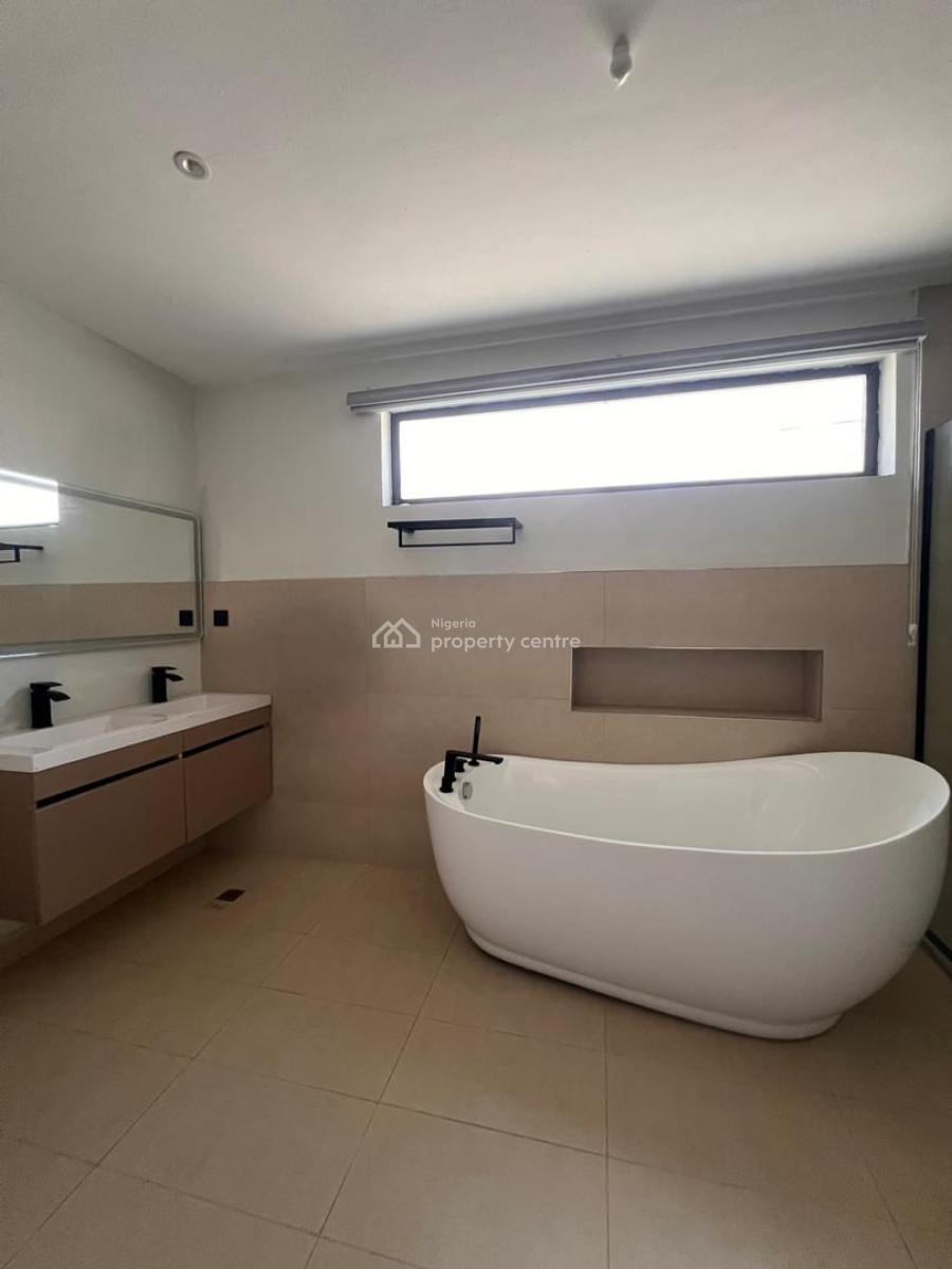 Spacious 5 Bedroom Detachedduplex Located in a Prime & Secure Environs, Spacious 5 Bedroom Detached Duplex with Private Swimming Pool, Lekki Phase 1, Lekki, Lagos, Detached Duplex for Sale