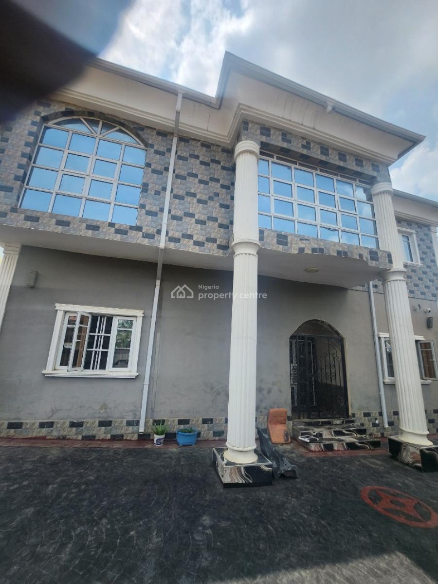 Strategic 3 Bedroom Duplex with 3 Flats, Behind Sunshine School Near Akala Express, Ibadan, Oyo, House for Sale