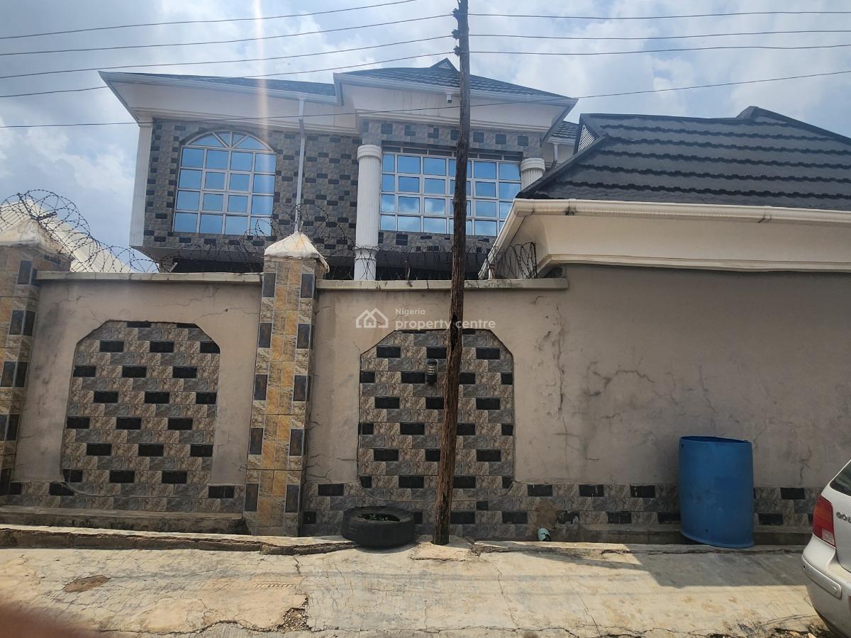 Strategic 3 Bedroom Duplex with 3 Flats, Behind Sunshine School Near Akala Express, Ibadan, Oyo, House for Sale