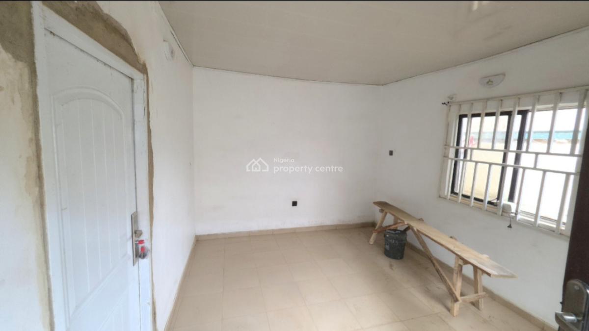 1 Bedroom Flat, Kpeygi Orange Junction Street. Off Karu/kpegyi Axis, Abuja, Karu, Abuja, Mini Flat (room and Parlour) for Rent