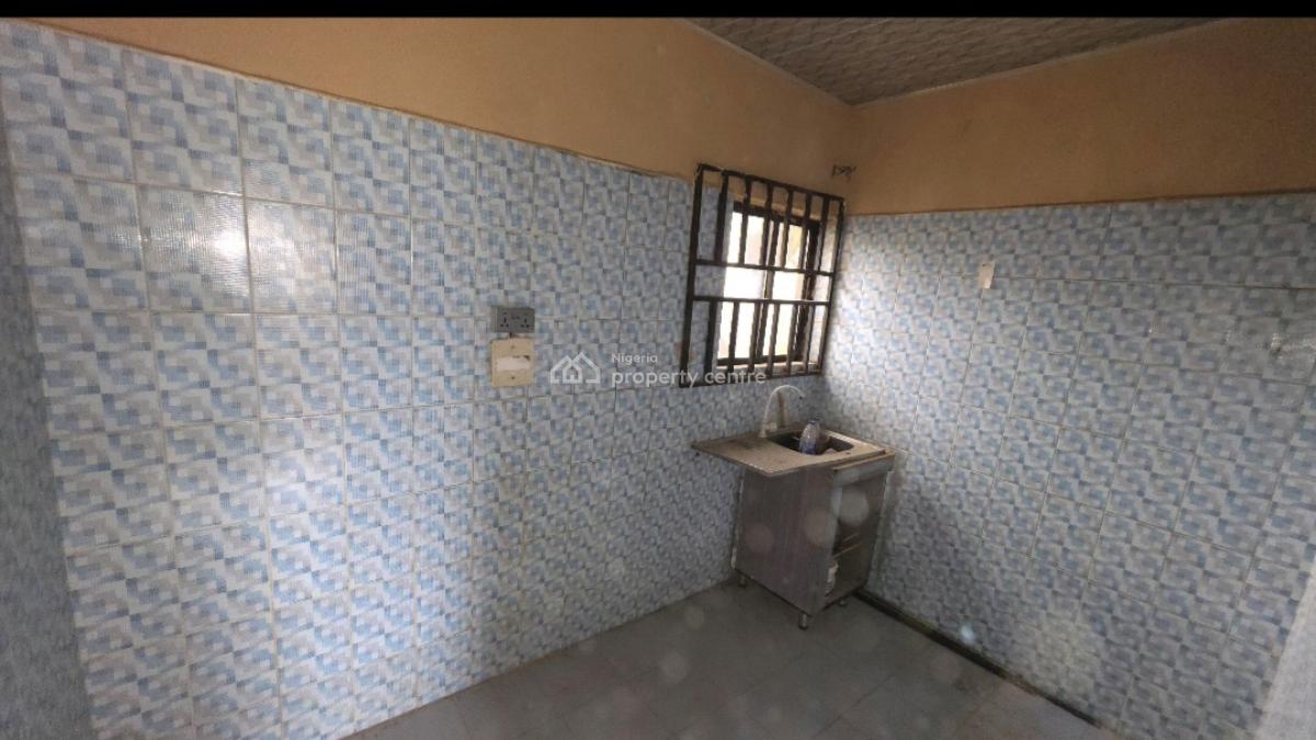 1 Bedroom Flat, Kpeygi Orange Junction Street. Off Karu/kpegyi Axis, Abuja, Karu, Abuja, Mini Flat (room and Parlour) for Rent