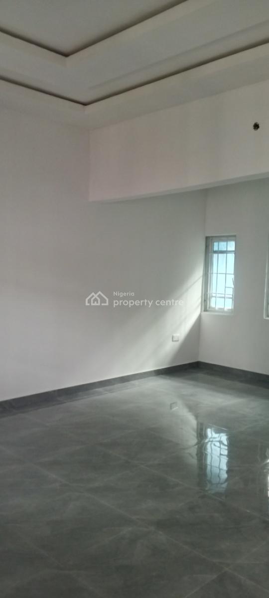Tastefully Finish 2 Bedroom Flat with Excellent Facilities, Eneka Road, Rumuduru, Port Harcourt, Rivers, Flat / Apartment for Rent
