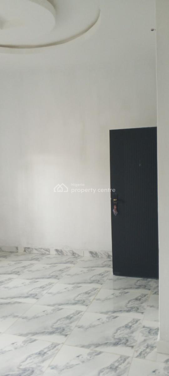 Tastefully Finish 2 Bedroom Flat with Excellent Facilities, Eneka Road, Rumuduru, Port Harcourt, Rivers, Flat / Apartment for Rent