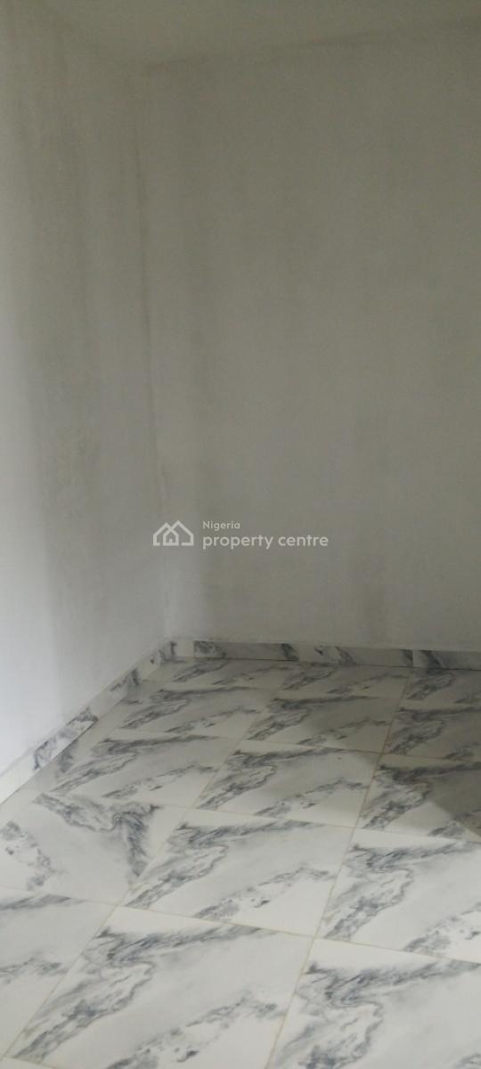 Tastefully Finish 2 Bedroom Flat with Excellent Facilities, Eneka Road, Rumuduru, Port Harcourt, Rivers, Flat / Apartment for Rent