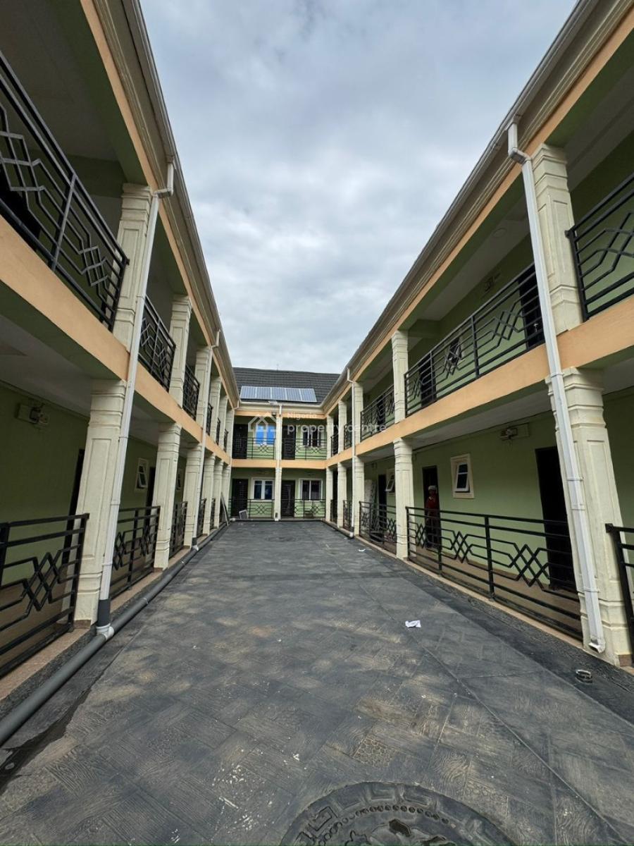 29 Room Hostel, Apete Ibadan Polytechnic Area, Oyo State, Ibadan, Oyo, Hostel for Sale