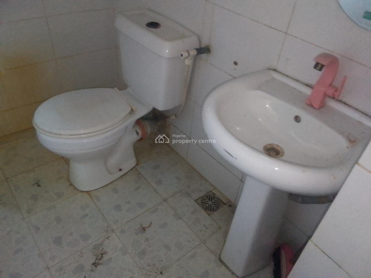 Spacious Luxury Shared Apartment with Excellent Features, Rovers Estate Owode, Ogombo, Ajah, Lagos, Flat / Apartment for Rent